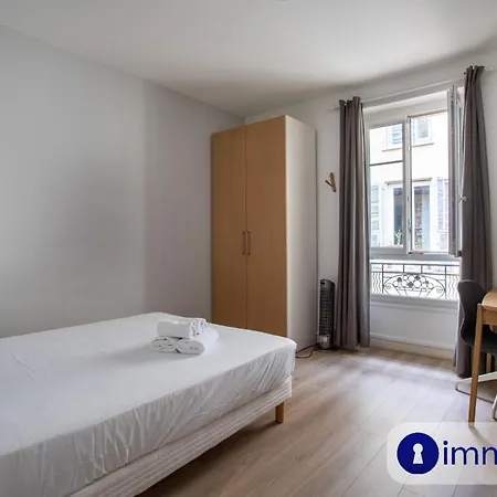 With 2 Bedrooms Quartier Liberation ניס