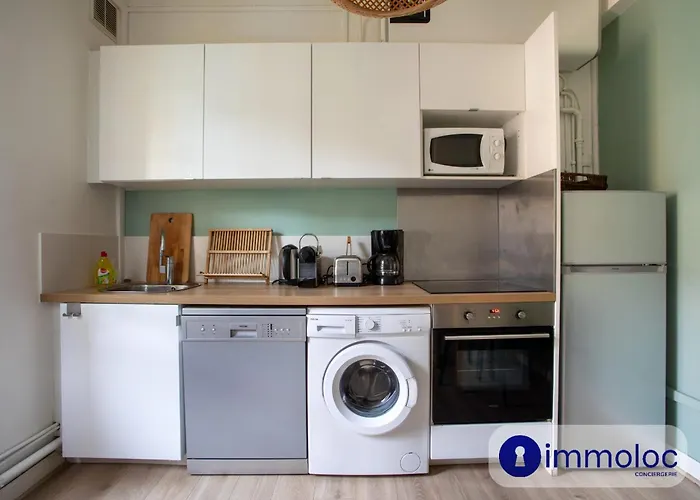 With 2 Bedrooms Quartier Liberation * 尼斯