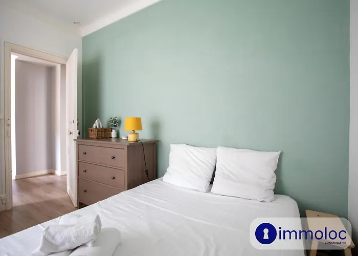 With 2 Bedrooms Quartier Liberation * 尼斯